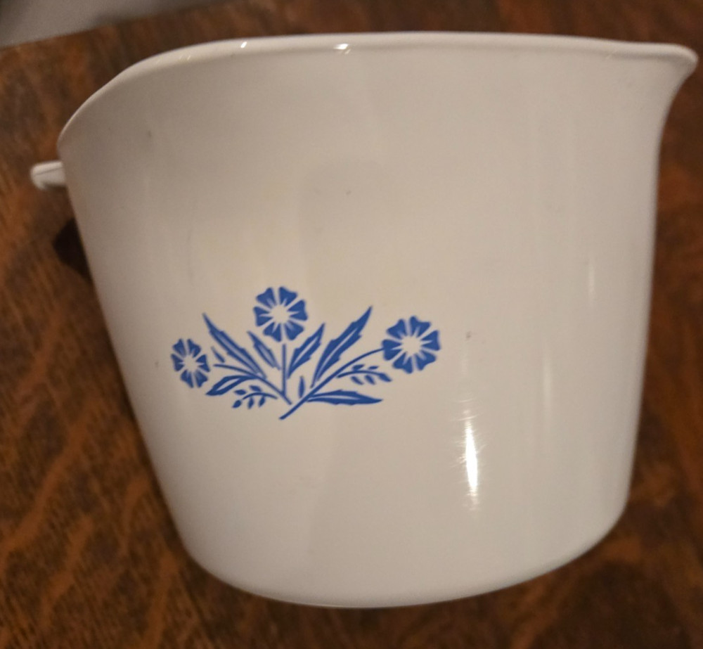 Corning Ware SAUCEMAKER 1 Qt. P-55-Bv Blue Cornflower