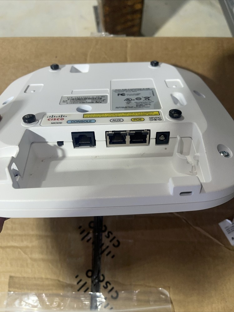 Cisco Air Wireless Access Point w Mount Bracket