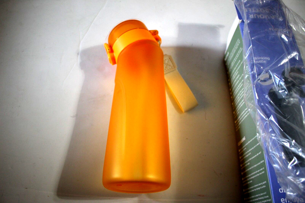 FLAVOUR BOTTLE TRITAN 25OZ / 750ML ORANGE