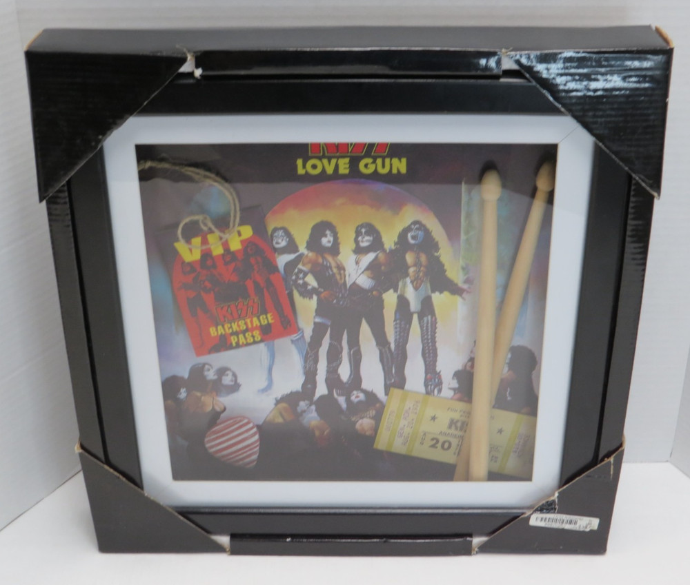 KISS LOVE GUN SHADOWBOX OFFICIAL 2006