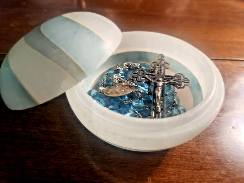 Vintage Italy Sterling Silver Aqua Blue Crystal Rosary & Vtg MCM Alabaster Case