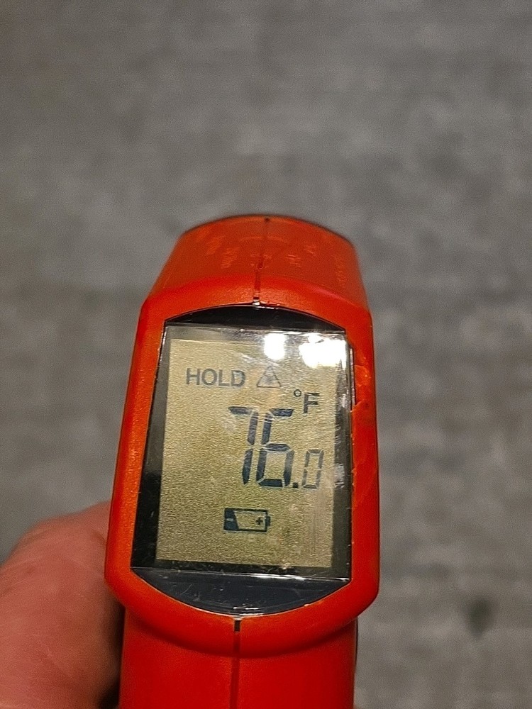 Meterman Infrared Thermometer with Laser Pointer IR608