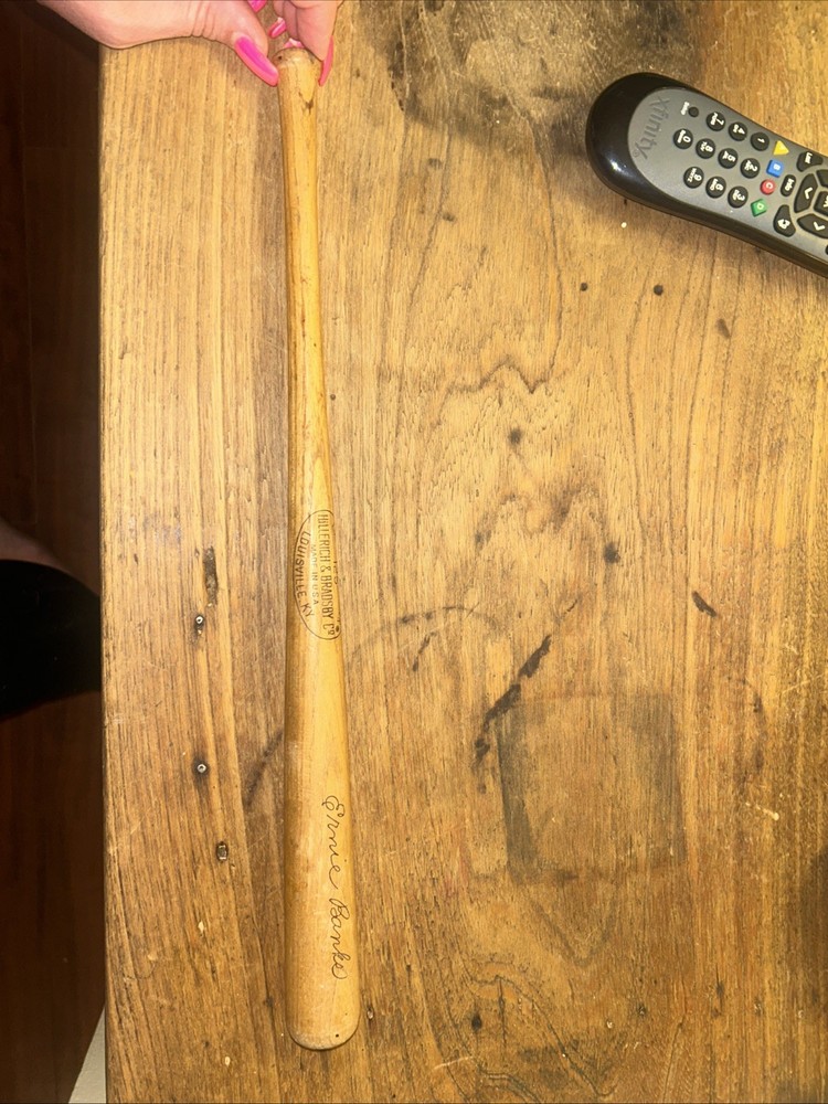 Earnie banks Baseball Bat Signed Great Condition Nice