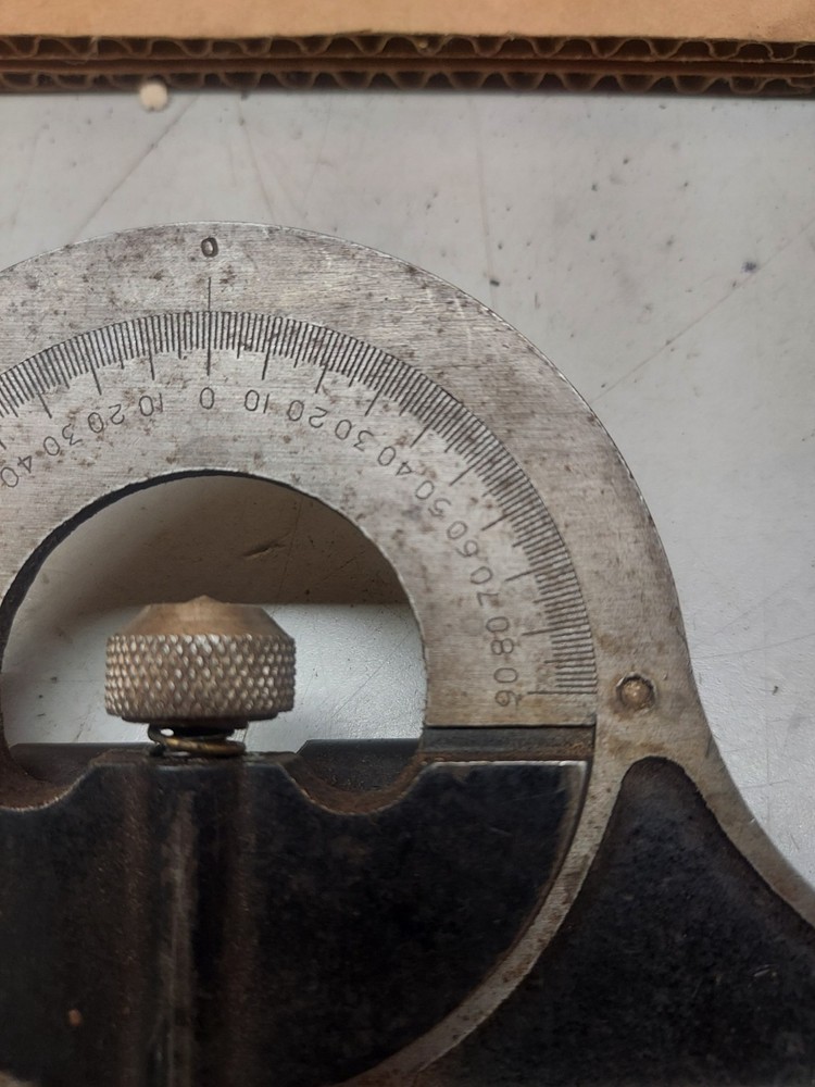 Goodell-Pratt Center Head Level Protractor for Combination Square