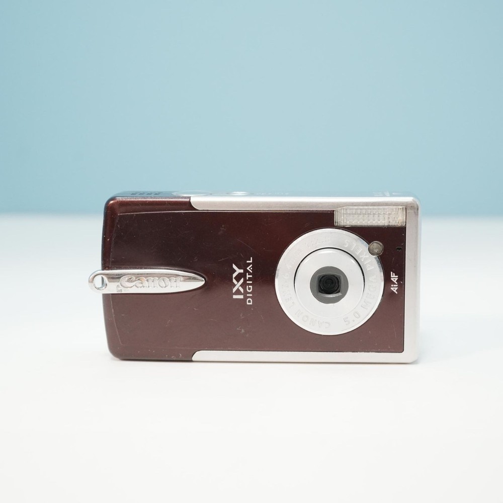 Canon IXY DIGITAL L2 Compact Digital Camera Full Set Excellent Condition