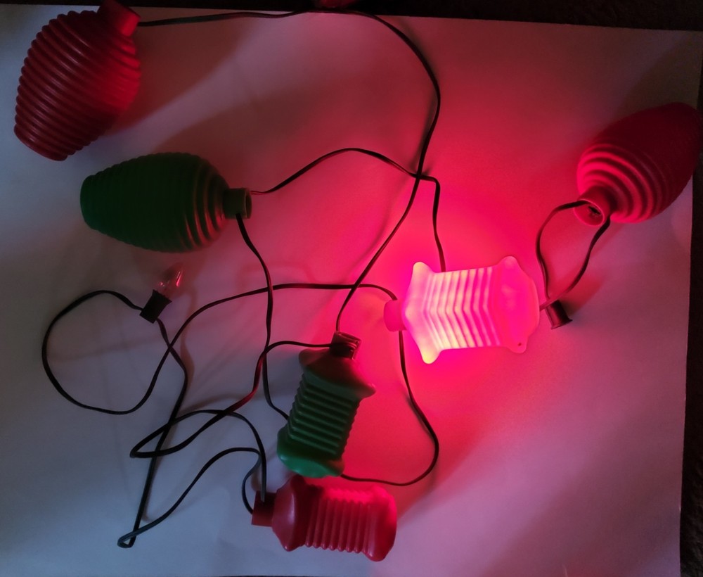 Vtg Beehive & Lantern Blow Mold String Lights Patio Camper Set