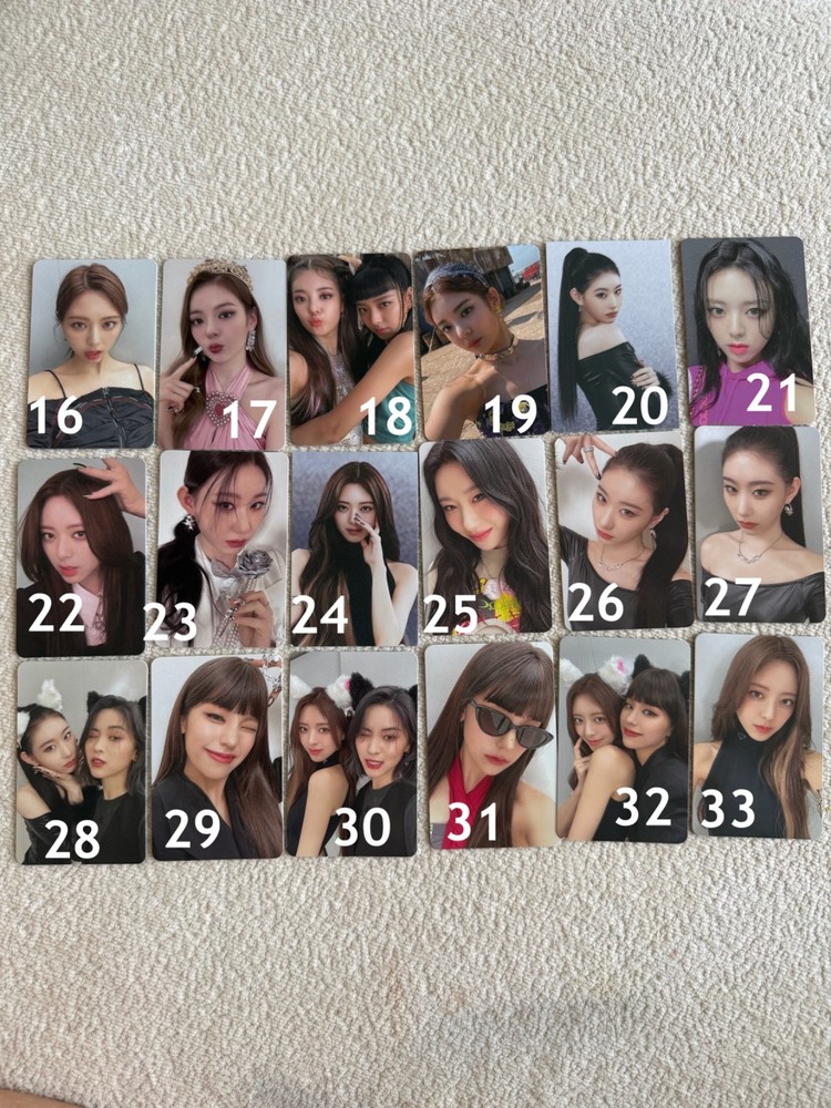 ITZY - OFFICIAL PHOTOCARDS (USA)