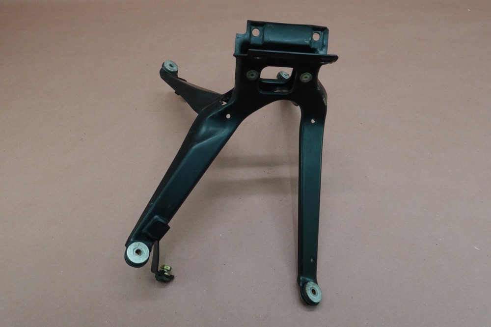 1983 - 1992 BMW K100 Main Fairing Headstock Bracket