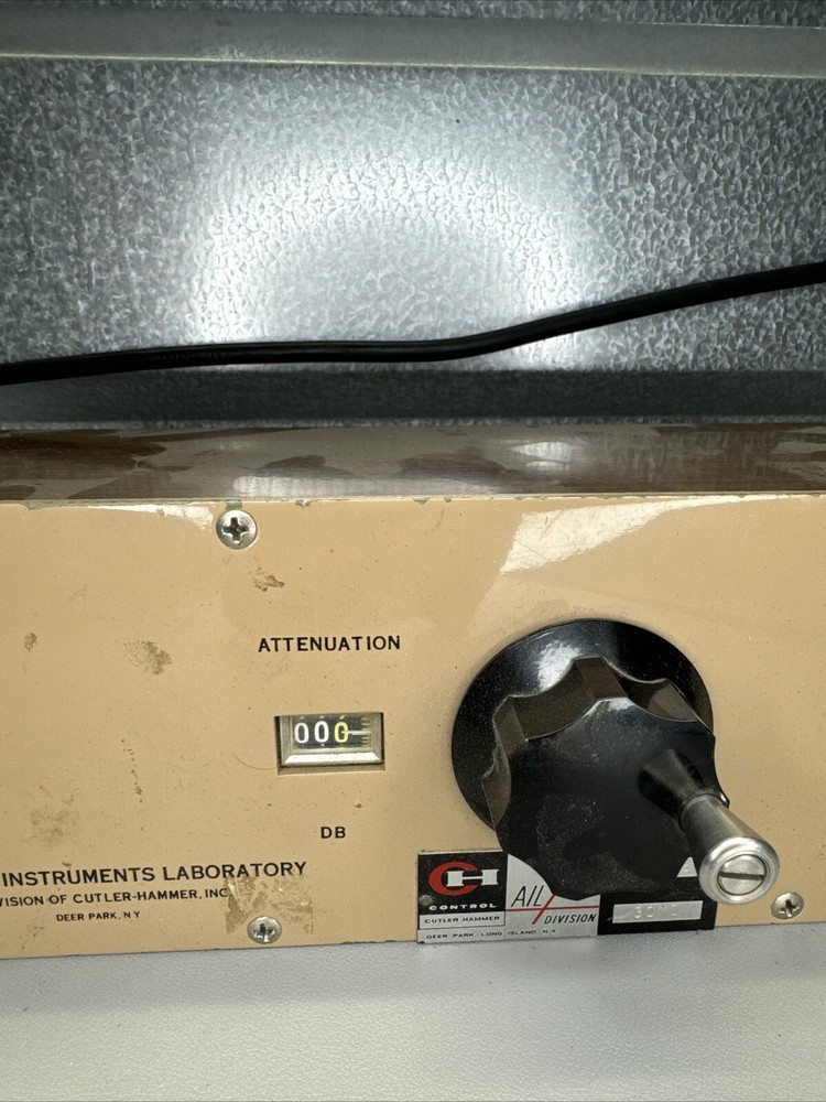 Airborne Instruments Laboratory Type 30 Precision Attenuator