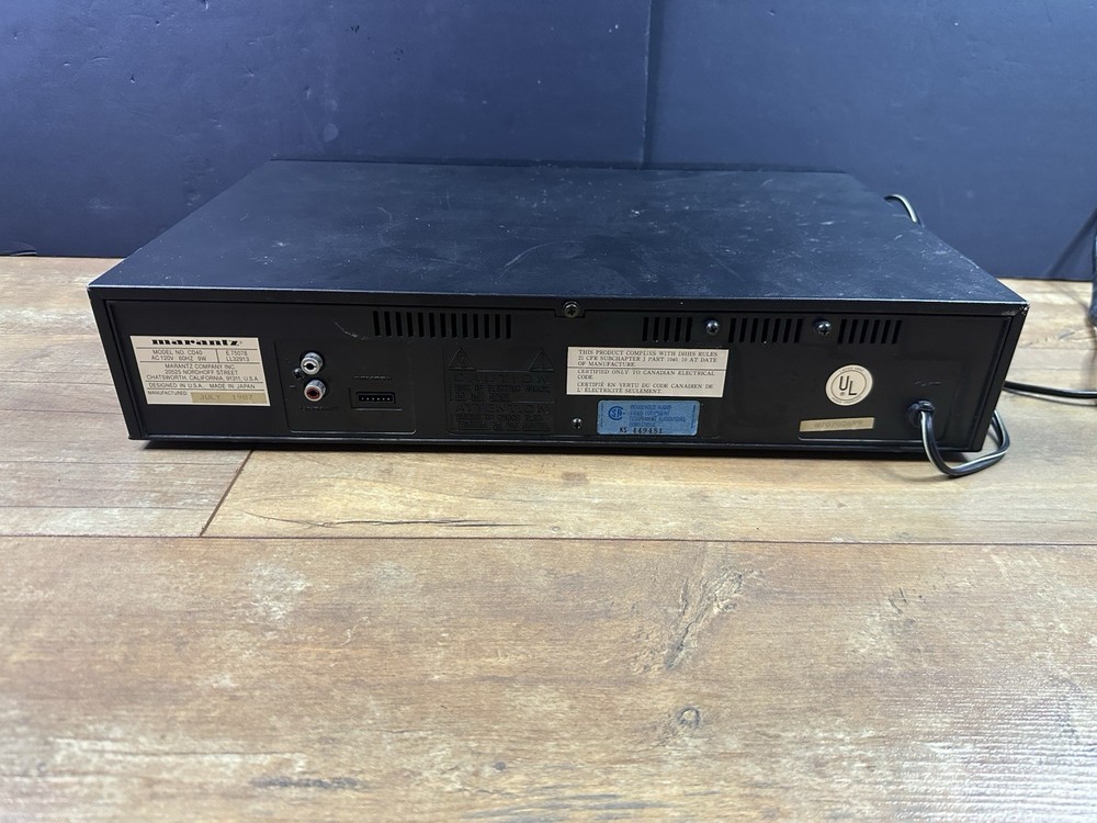 Marantz CD40 Compact Disc Player ***Parts READ