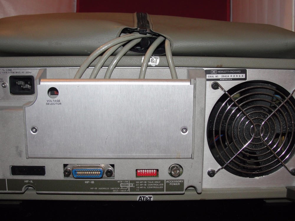 HP Hewlett Packard 1631D Logic Analyzer W/ Probes