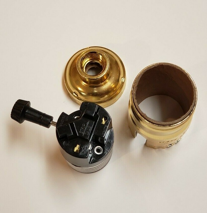 BRASS PLATED 3-WAY TURN KNOB LAMP SOCKET WITH LARGE 1/2" HOLE 1/4IP NEW 306061J