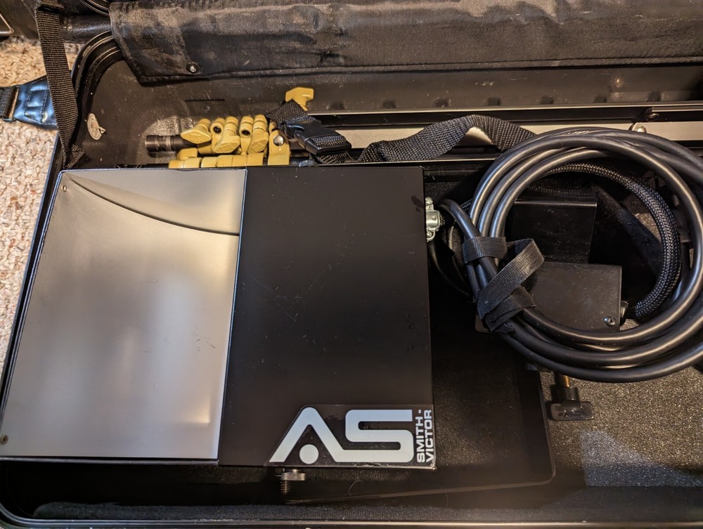 WOW...Lowell /Smith Victor Master Lighting Set