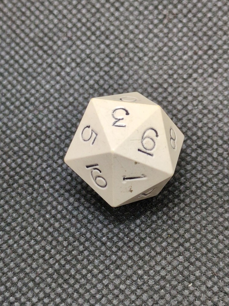 Vintage Gamescience Biege D20 (0-9) Twice Dice