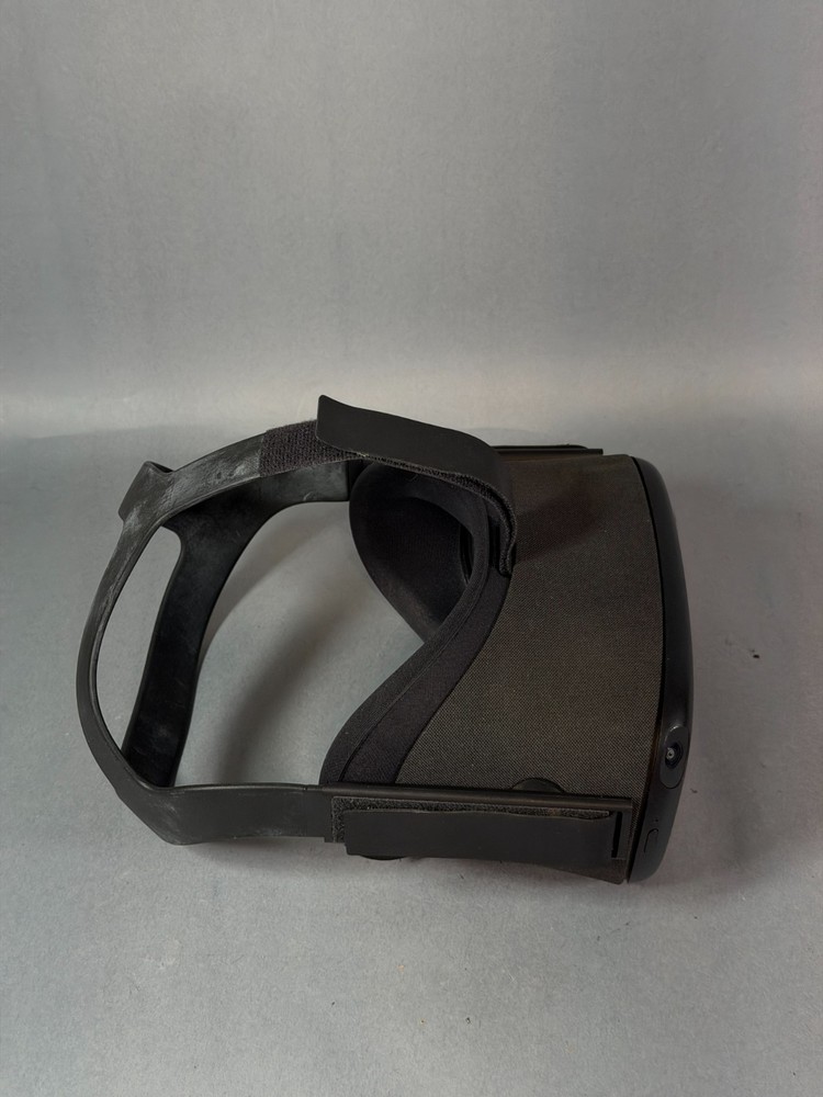 Oculus Quest 1 VR Headset MH-B W/ Charging Cable