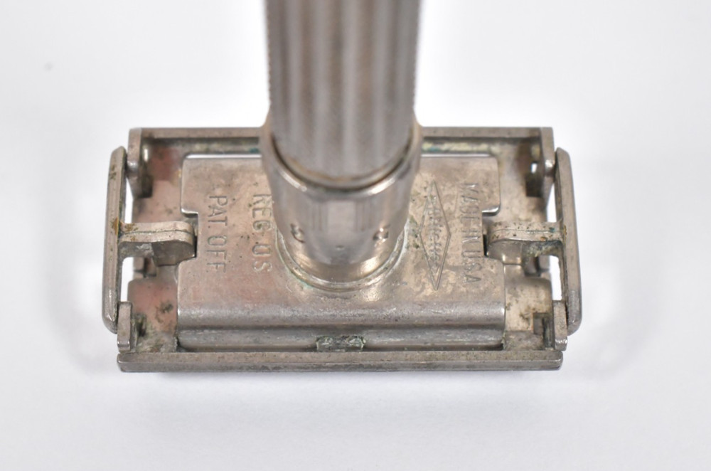 1959 Gillette E1 Fat Boy Adjustable 1-9 Safety Razor