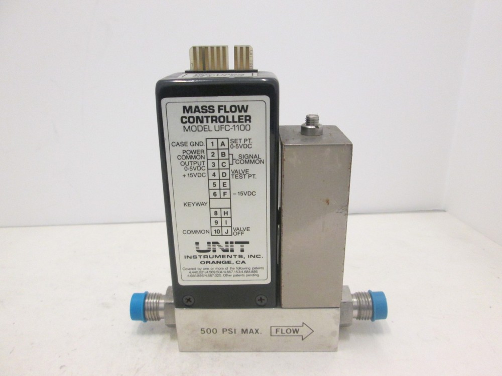 Unit UFC-1100, Mass Flow Controller MFC, O2, 400 SCCM, Used