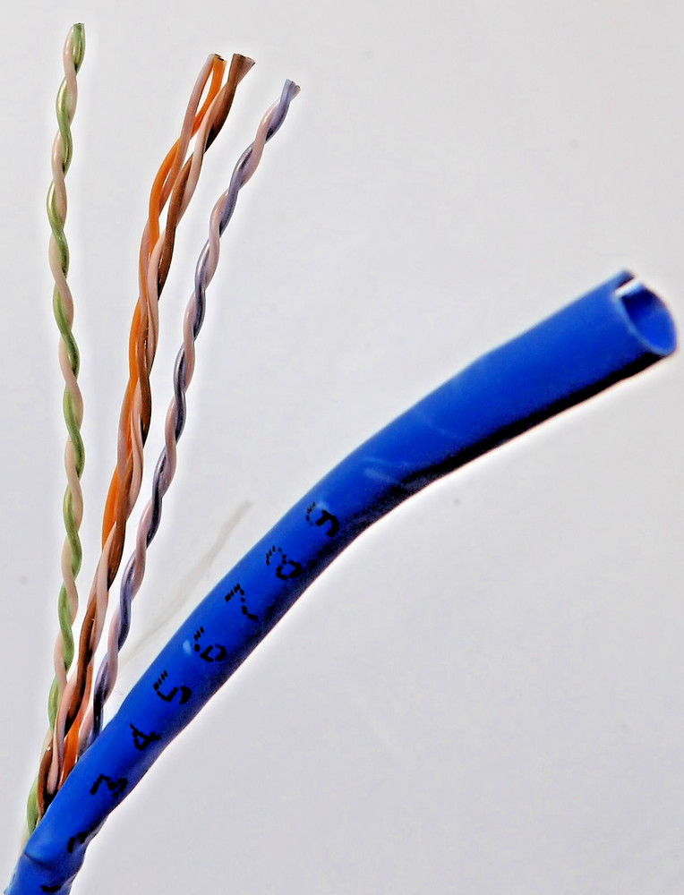 Genesis 63611106 CAT6 Plenum Cable 23/4 Solid BC UTP CMP FT6 Blue 1000' Spool