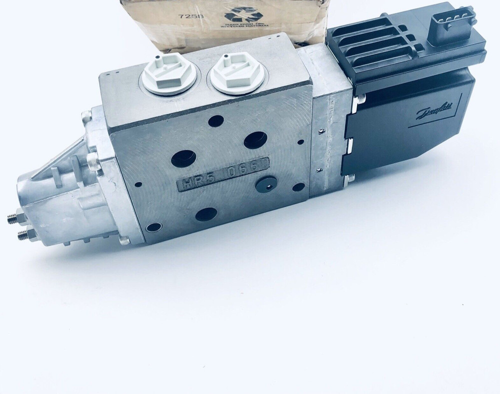 87346809 VALVE SLICE FITS CNH