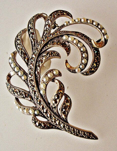 Leaf Brooch