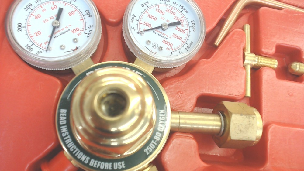 PROLINE PRODUCTS REGULATORS (CJL005972)