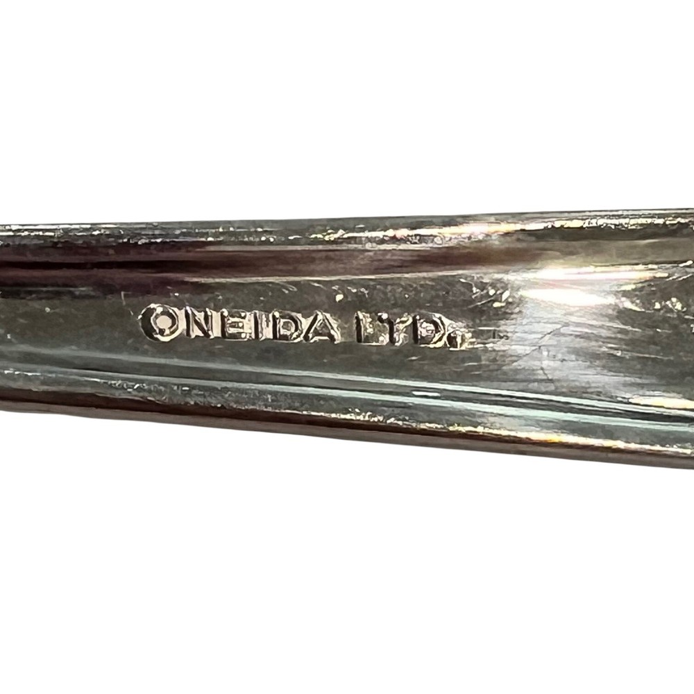 Wm F. Rogers Oneida Ltd 1956 Valley Rose Gravy Ladle 6.5 in Vintage Silver Plate