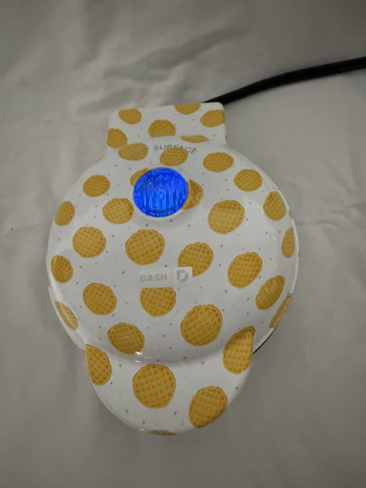 DASH Mini Waffle Maker 4” Waffle Mold Nonstick - Waffle Pattern Decorated