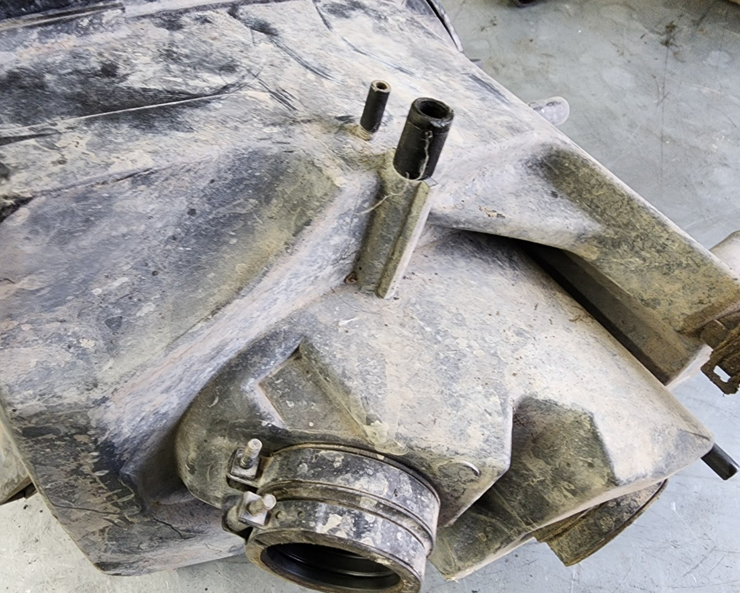 12 - 15 Kawasaki Brute Force 750 Airbox Air Box 11010-0152