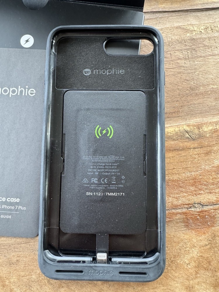 Mophie iPhone 7 Plus Charge Force Case Tan Brown Leather