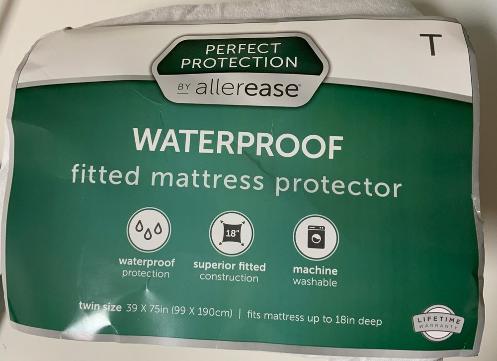 🛏️ Allerease  -Twin Perfect Protection Waterproof Mattress Protector 👉w/defect