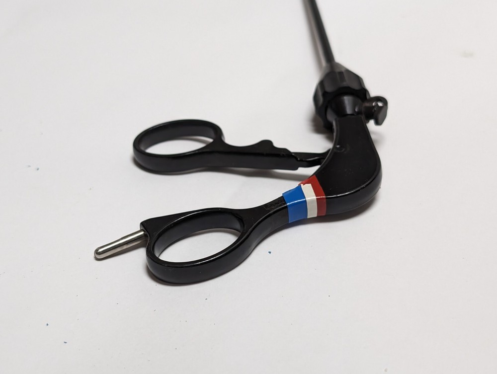 DYONICS 7208034 Forceps (USED).