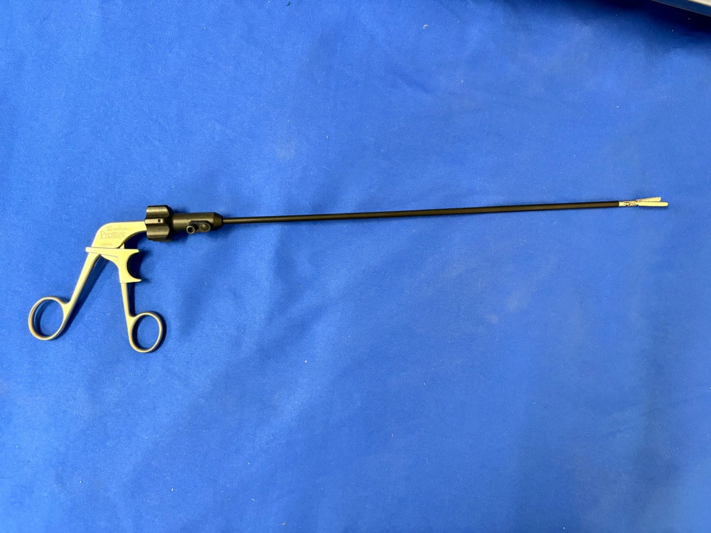 Aesculap 8360-10 Atraumatic Laparoscopic Grasping Forceps
