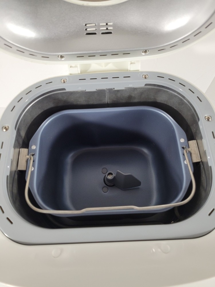 Toastmaster Automatic Bread Maker Machine – Model TBR15 - Tested Working