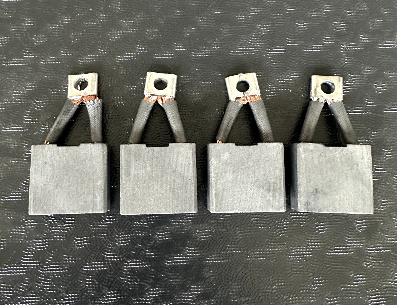 New Motor Brush Kit 44751 44751GT for Genie GS1530 GS1532 GS2046 GS2646 GS-3232