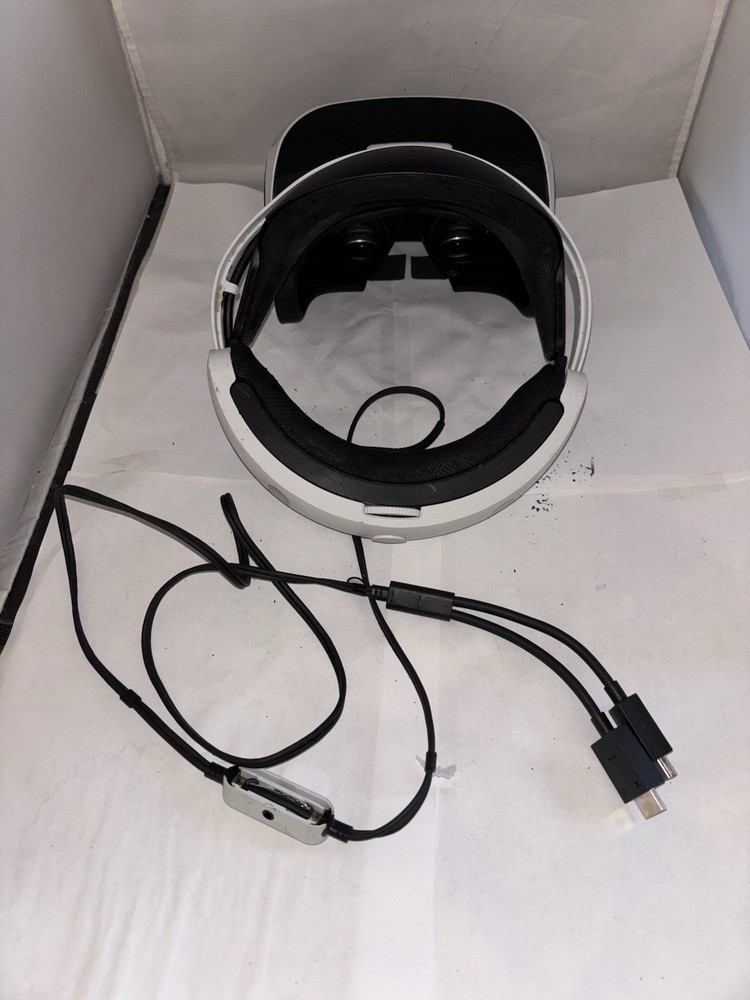 Sony PSVR Bundle Headset Camera 1 Controller 5 Games Free Shipping!