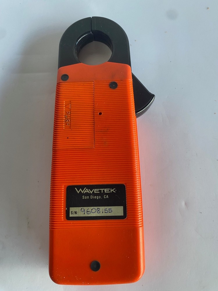 Wavetek CDM600 Clamp-On Multimeter