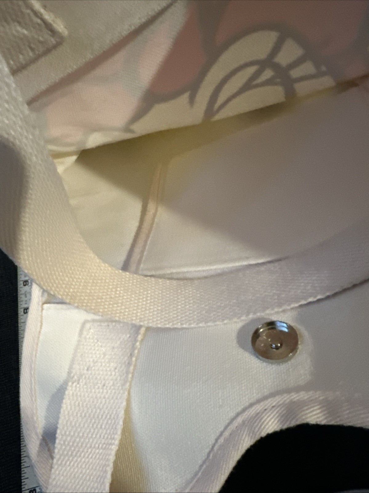 DISNEY Zara Tote Bag DAISY DUCK Canvas White/Ivory, Silhouette