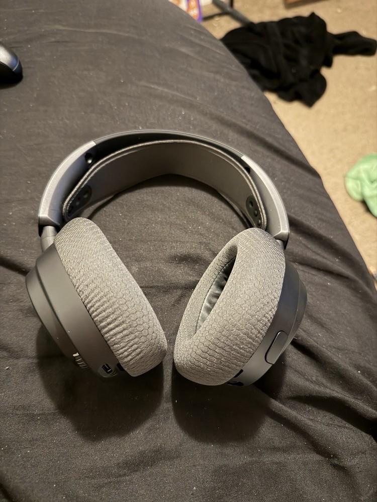 SteelSeries Arctis Nova 7 Gen 2 Wireless Gaming Headset-Black