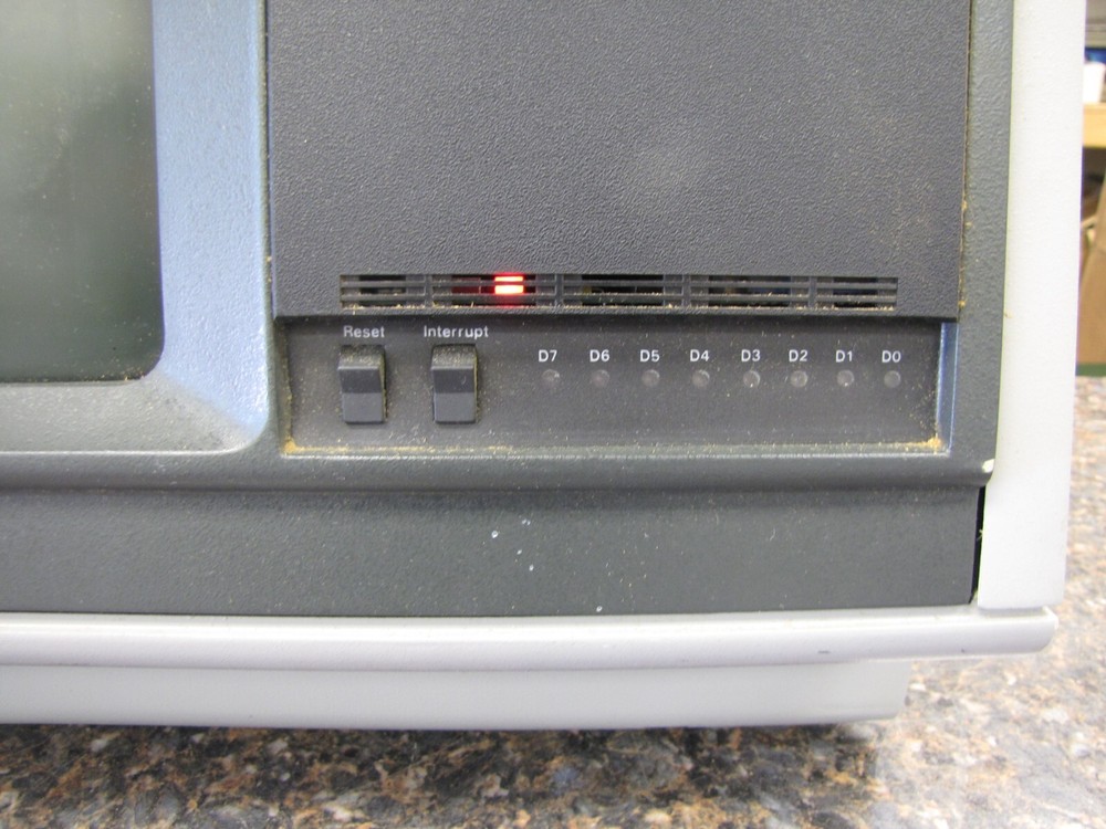 Rare Vintage EXCELAN Nutcracker Desktop Computer System Model 1000 - Powers On