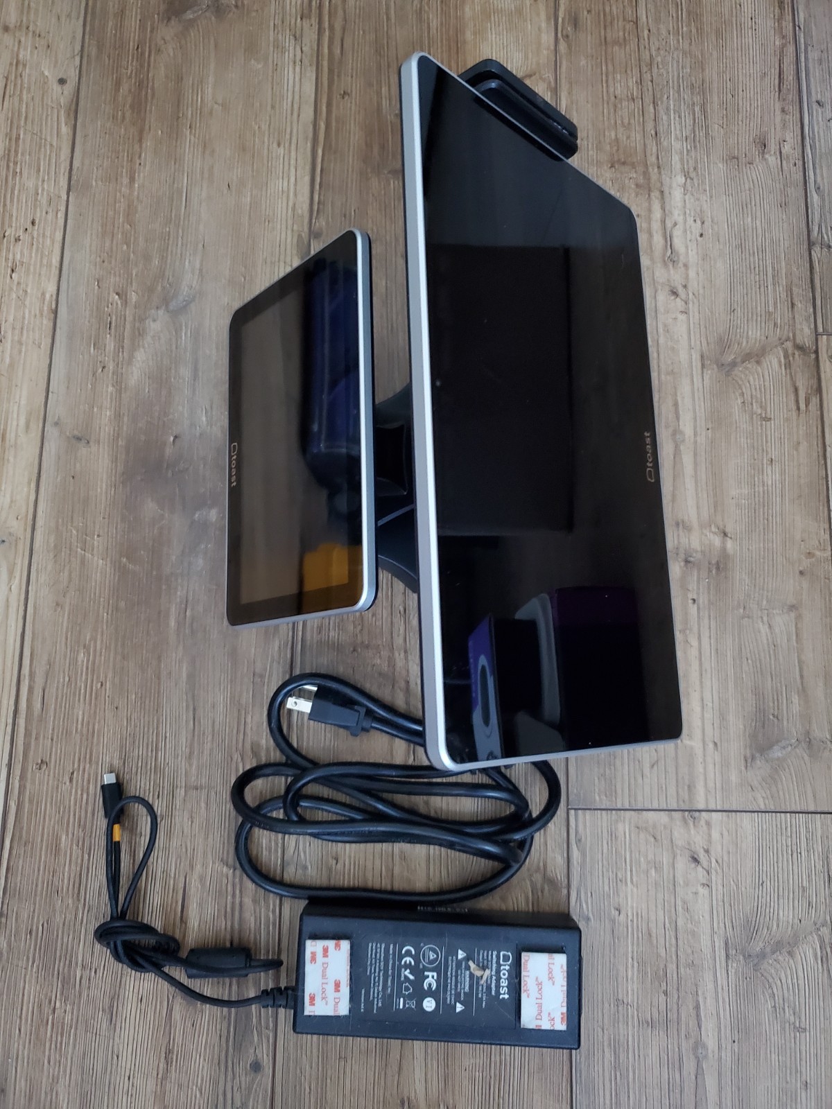 Toast Flex POS Terminal Data Processing Dual Monitor System w/ EMV Card Reader