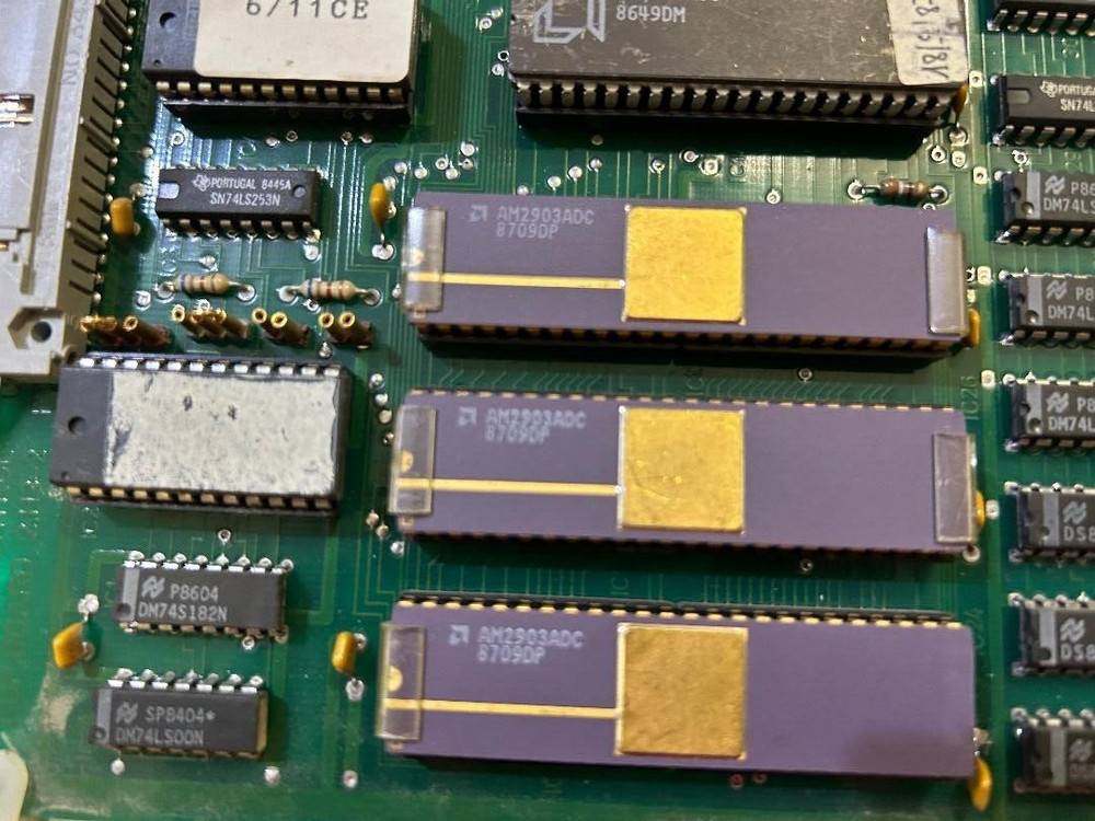 AM2903ADC AMD Microprocessor On Board