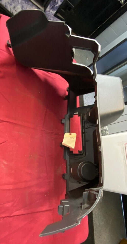 TRIM PANEL Freightliner ASM, CUP - FIXED, CENTER, SHIFT, CONSOLE A22-76496-001