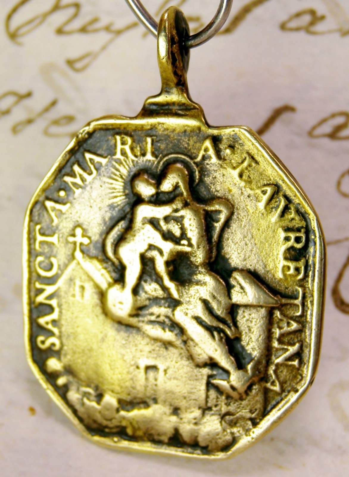 ANTIQUE 17TH CENTURY ST. MICHAEL MOTHER MARY BABY JESUS LORETO PILGRIMAGE MEDAL