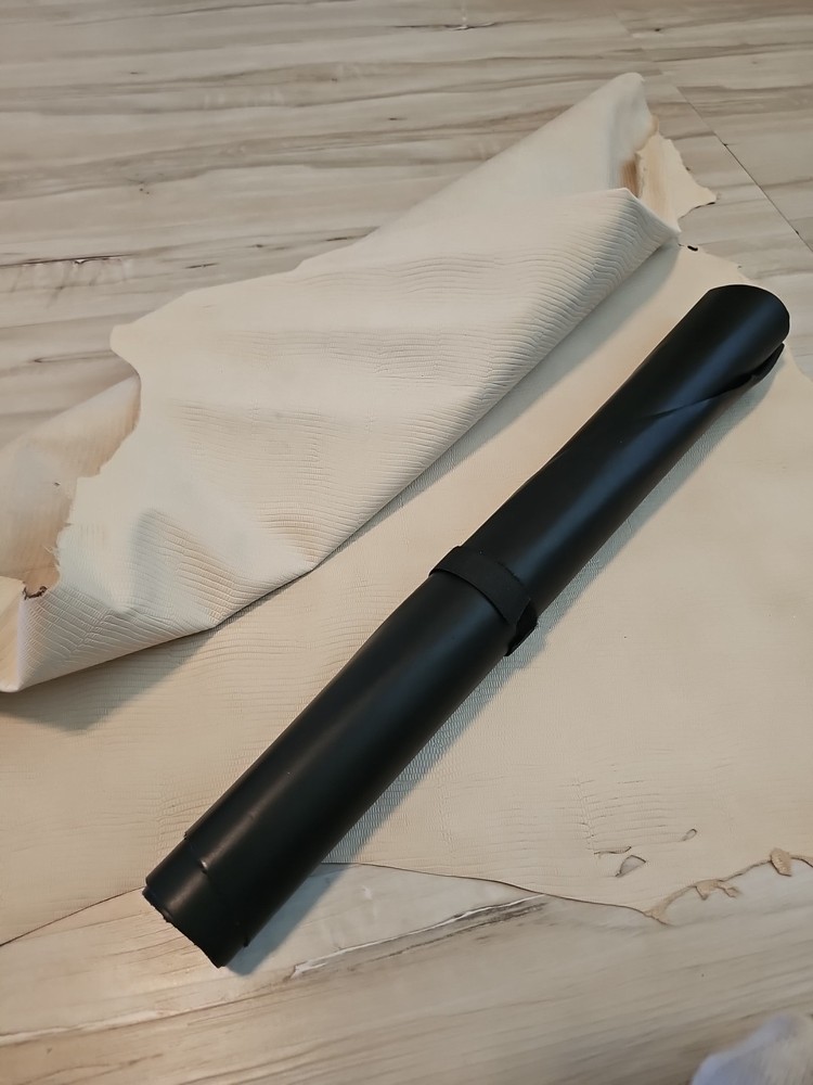 OFF-WHITE LIZARD EMBOSSED SHEEPSKIN LAMBSKIN LEATHER HIDE PANEL,SHEET, SQUARE