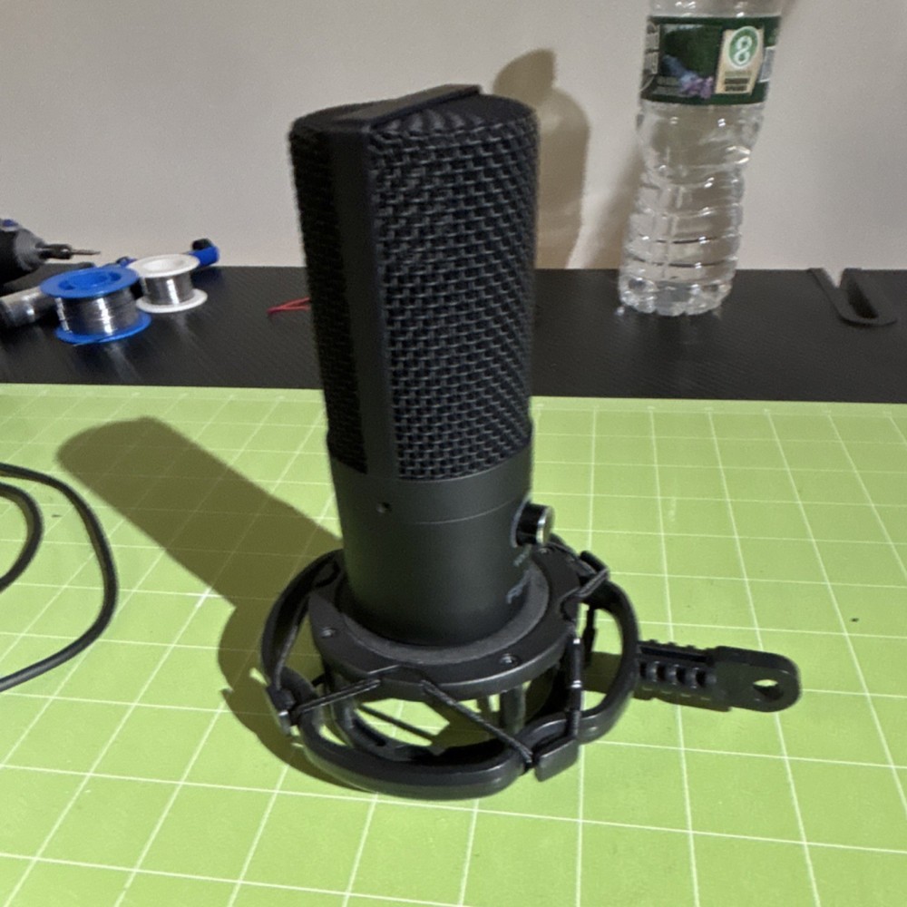 FIFINE USB Condenser Microphone Black with Adjustable Stand and Windscreen