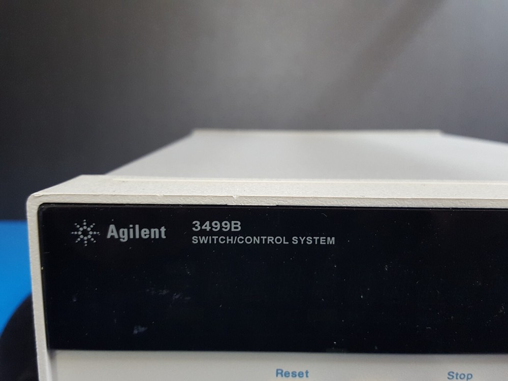 Agilent 3499B: Switch / Control System Main Frame (0637)