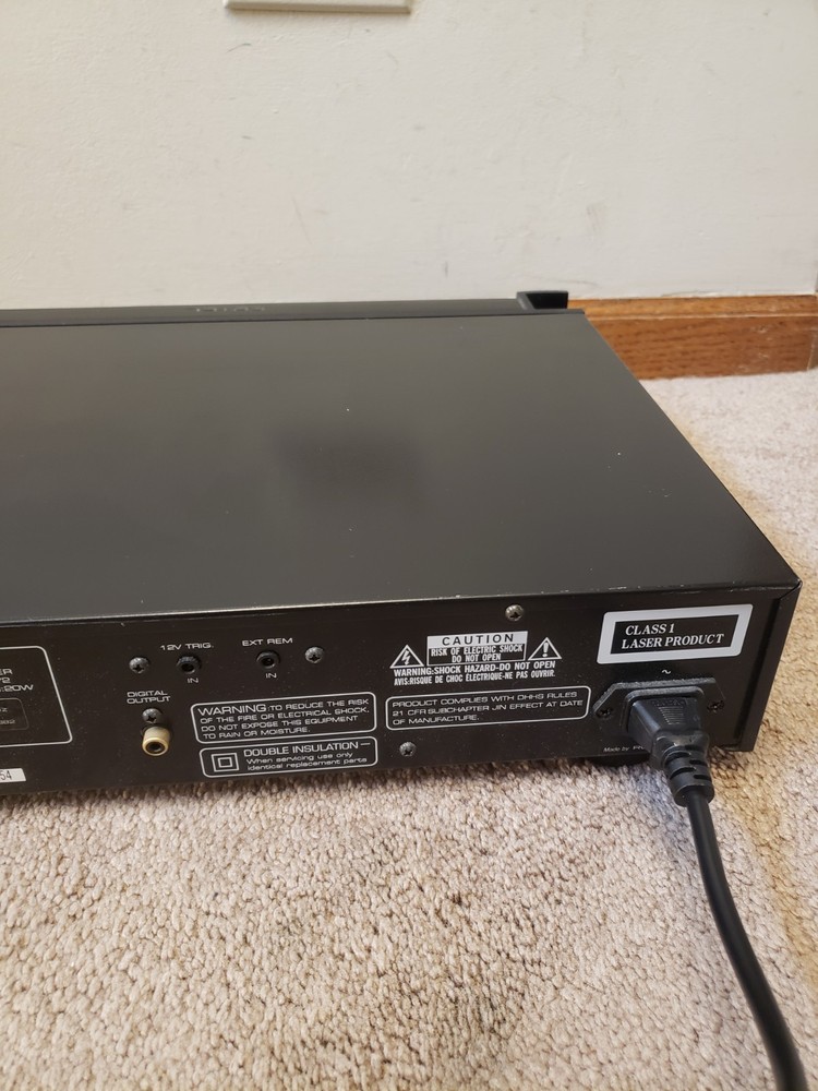 Rotel RCD-1072 CD Player with Remote