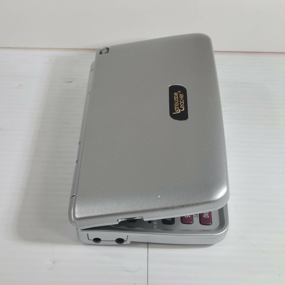 Ectaco Partner English Russian ER586HT Languages Talking Dictionary Translator