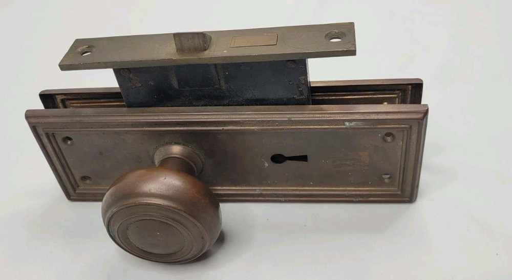 Antique Bronze Door Knobs Plates Locking Hardware Set