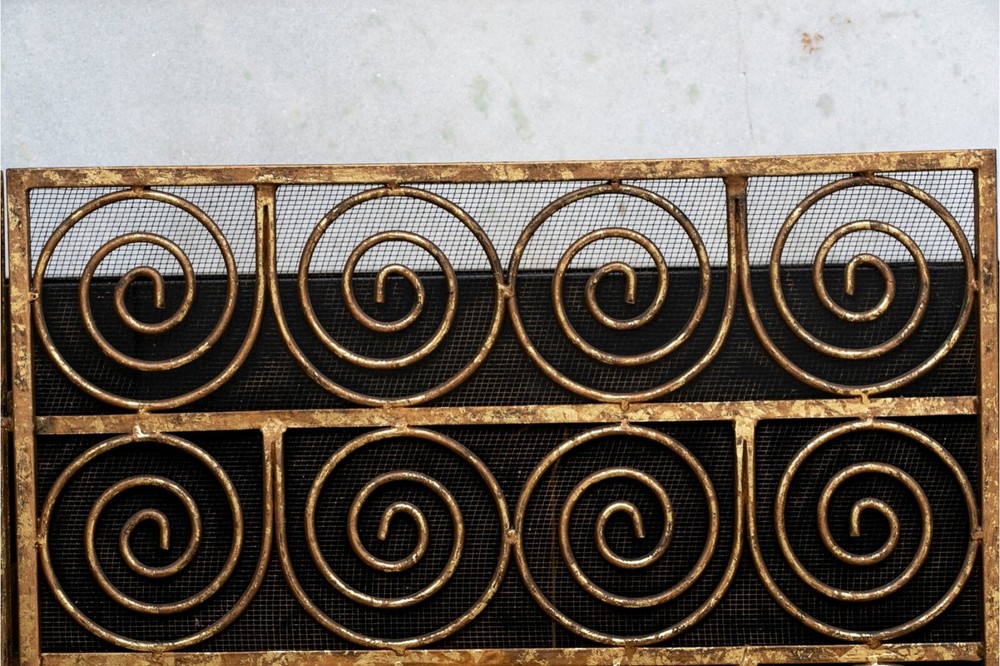 Antiqued Gilt Iron Tri-Fold Fireplace Spark Screen
